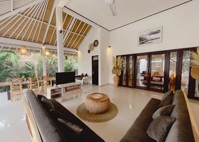 Nawa Private Pool 3bedrooms سمينياك