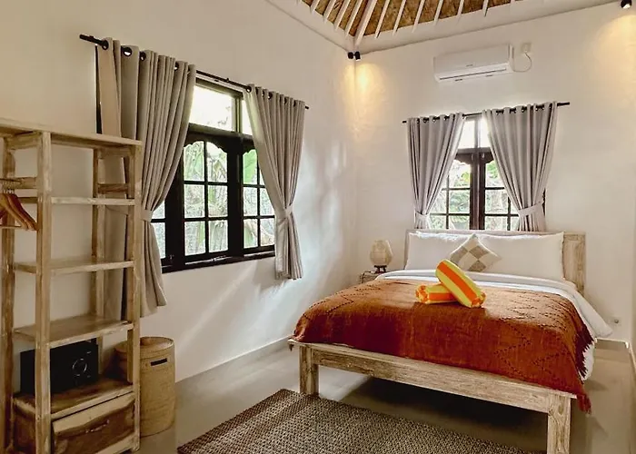 Nawa Private Pool 3bedrooms فيلة *