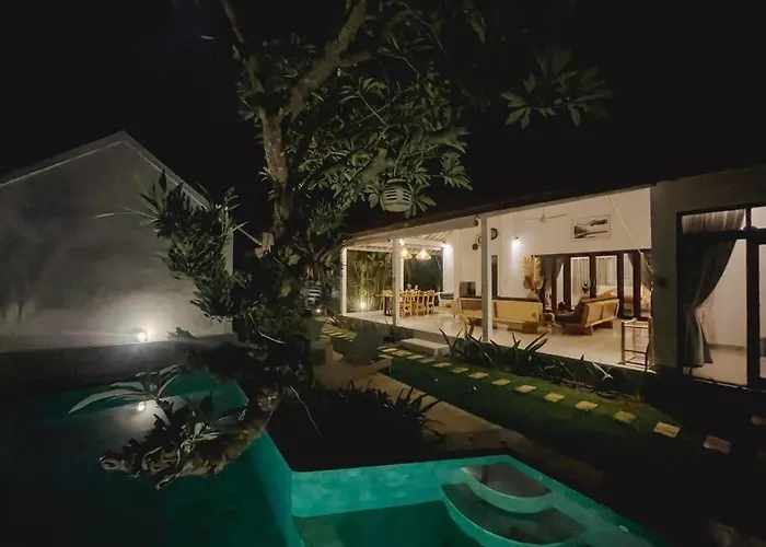 Nawa Private Pool 3bedrooms سمينياك